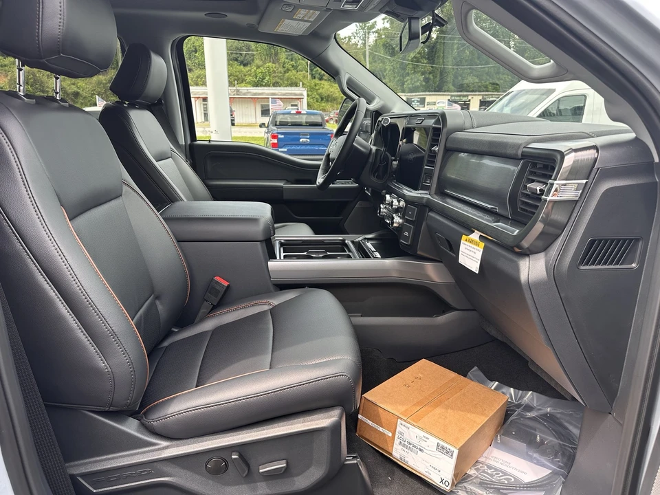 2026 Ford Super Duty 5th Gen - Image 14 of 29