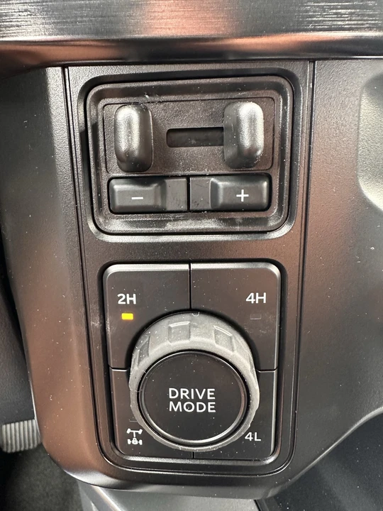 2026 Ford Super Duty 5th Gen - Image 21 of 29