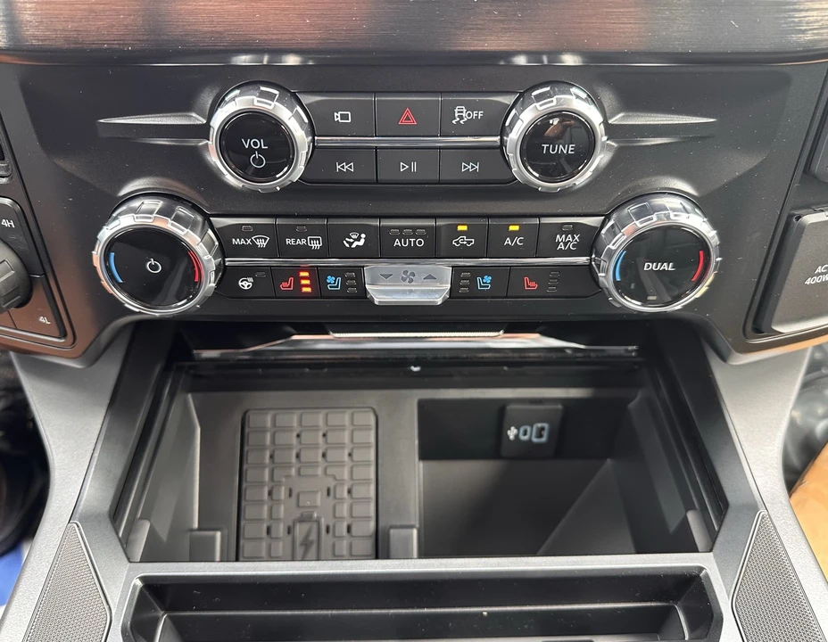 2026 Ford Super Duty 5th Gen - Image 27 of 29