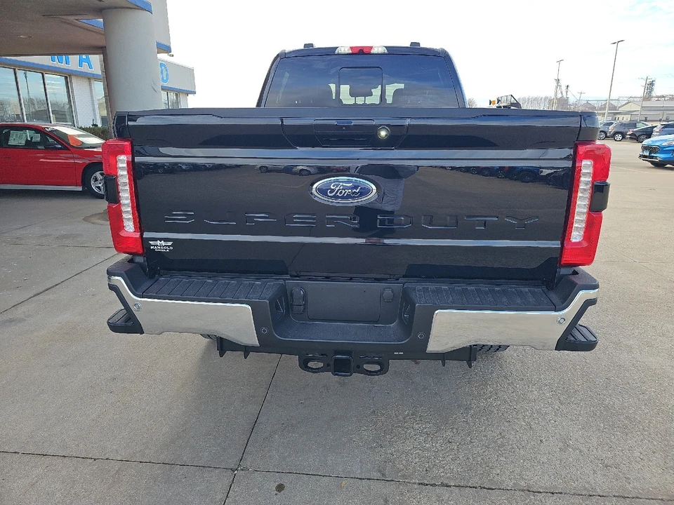 2026 Ford Super Duty 5th Gen - Image 16 of 31