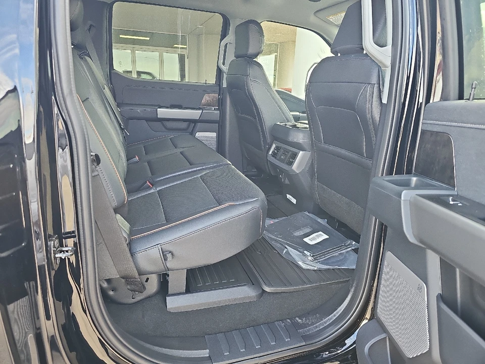 2026 Ford Super Duty 5th Gen - Image 9 of 31