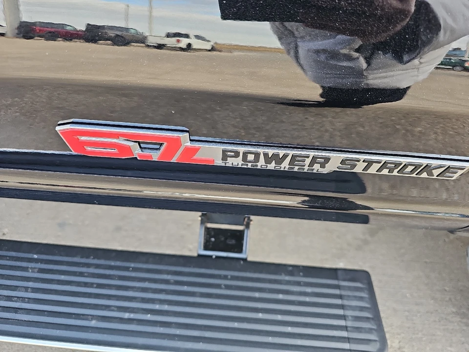 2026 Ford Super Duty 5th Gen - Image 6 of 31