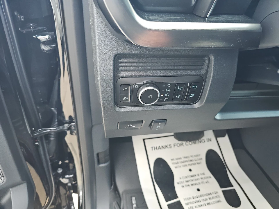 2026 Ford Super Duty 5th Gen - Image 29 of 31
