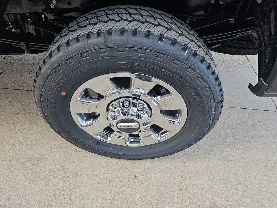 2026 Ford Super Duty 5th Gen - Image 19 of 31