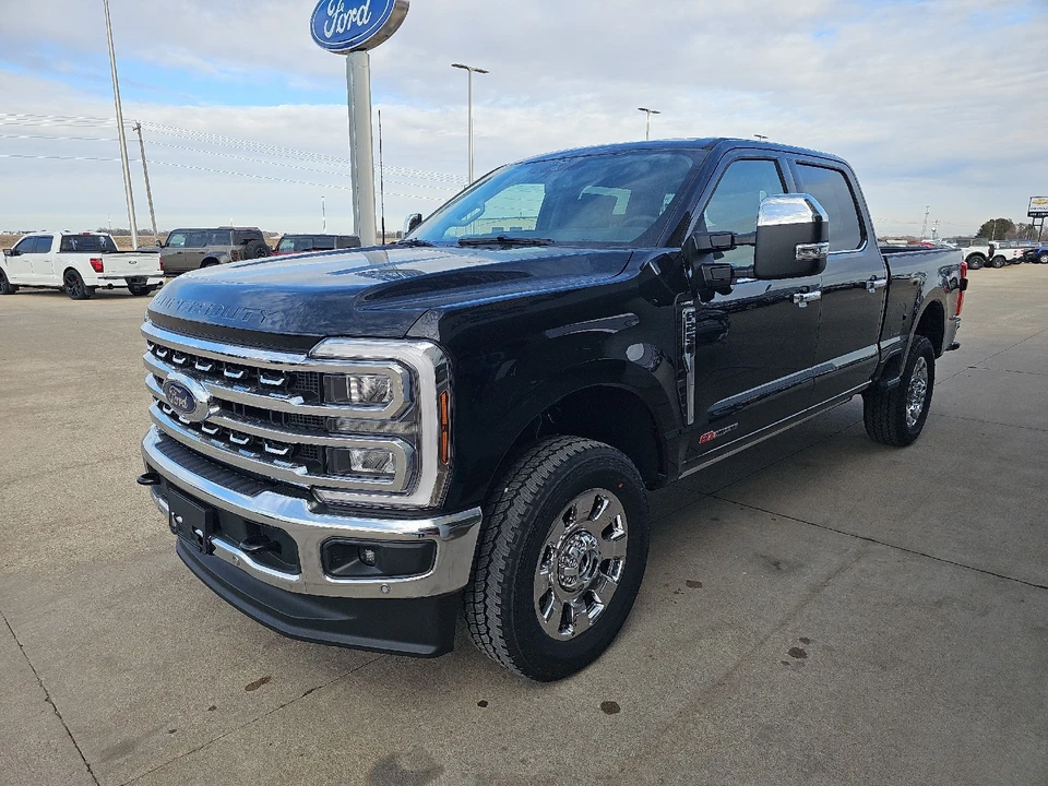 2026 Ford Super Duty 5th Gen - Image 26 of 31
