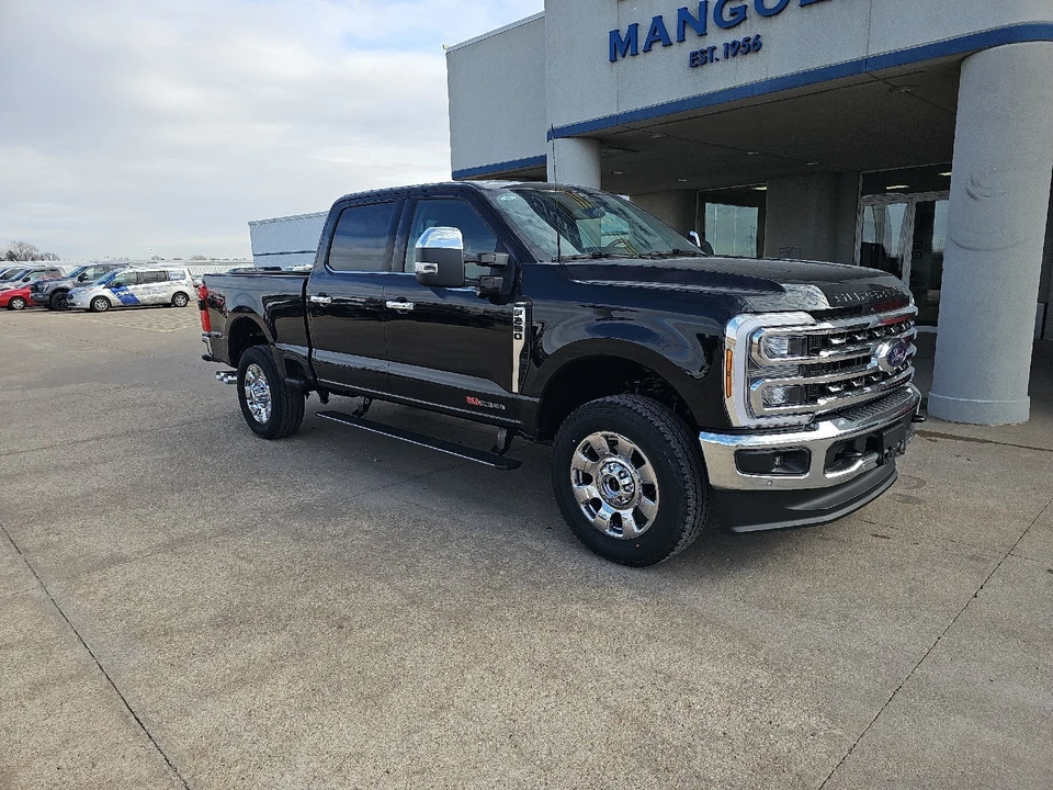 2026 Ford Super Duty 5th Gen - Image 2 of 31