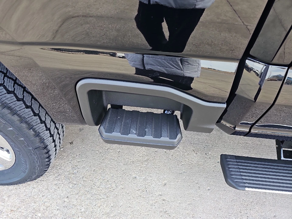 2026 Ford Super Duty 5th Gen - Image 10 of 31