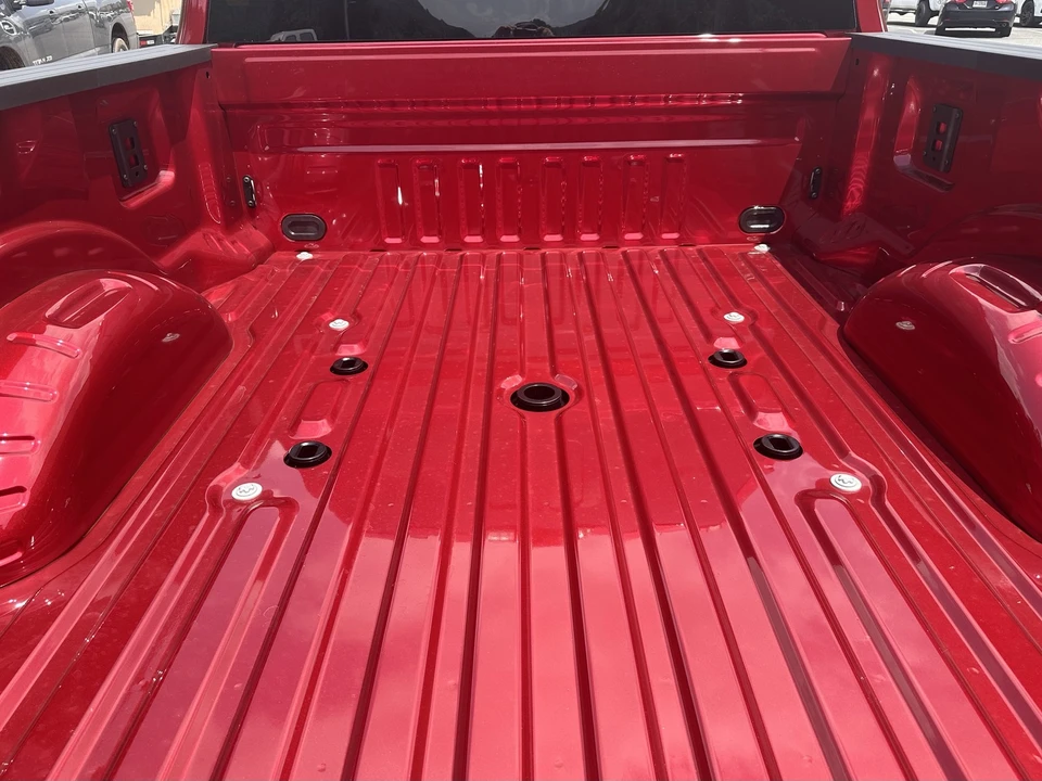 2026 Ford Super Duty 5th Gen - Image 9 of 31