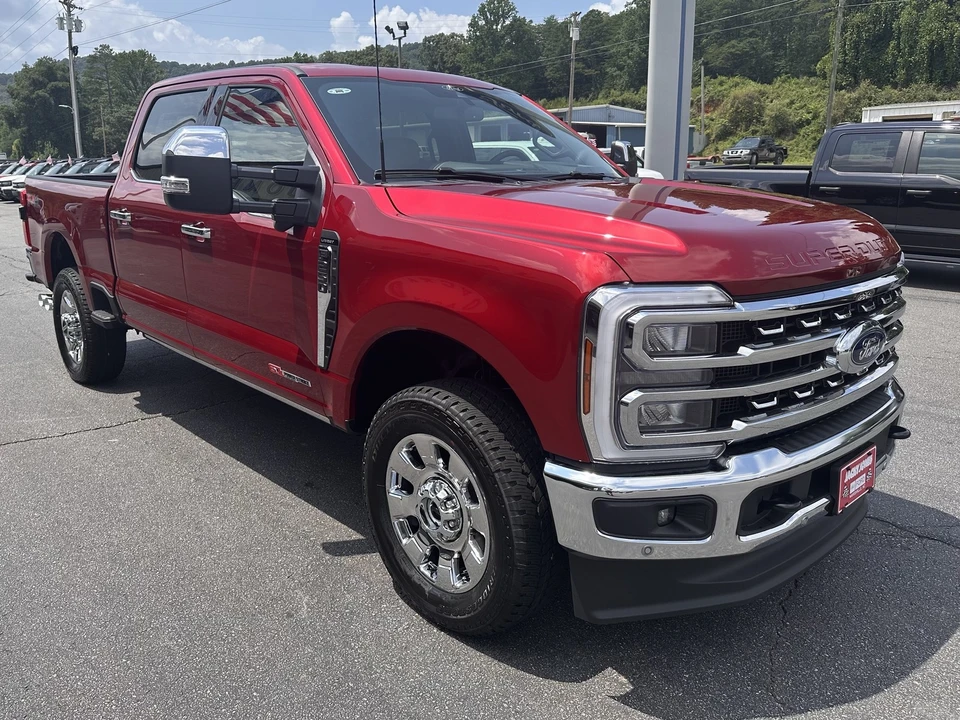 2026 Ford Super Duty 5th Gen - Image 4 of 31