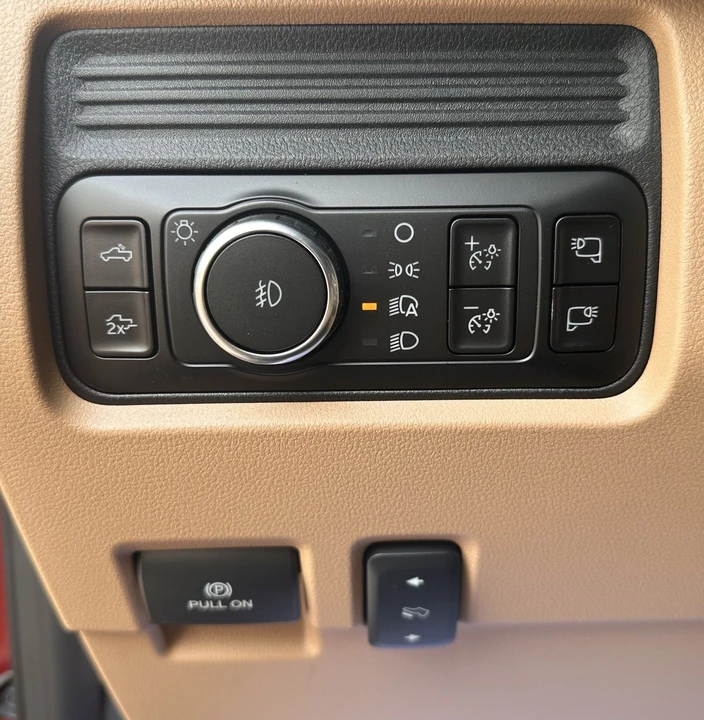 2026 Ford Super Duty 5th Gen - Image 21 of 31