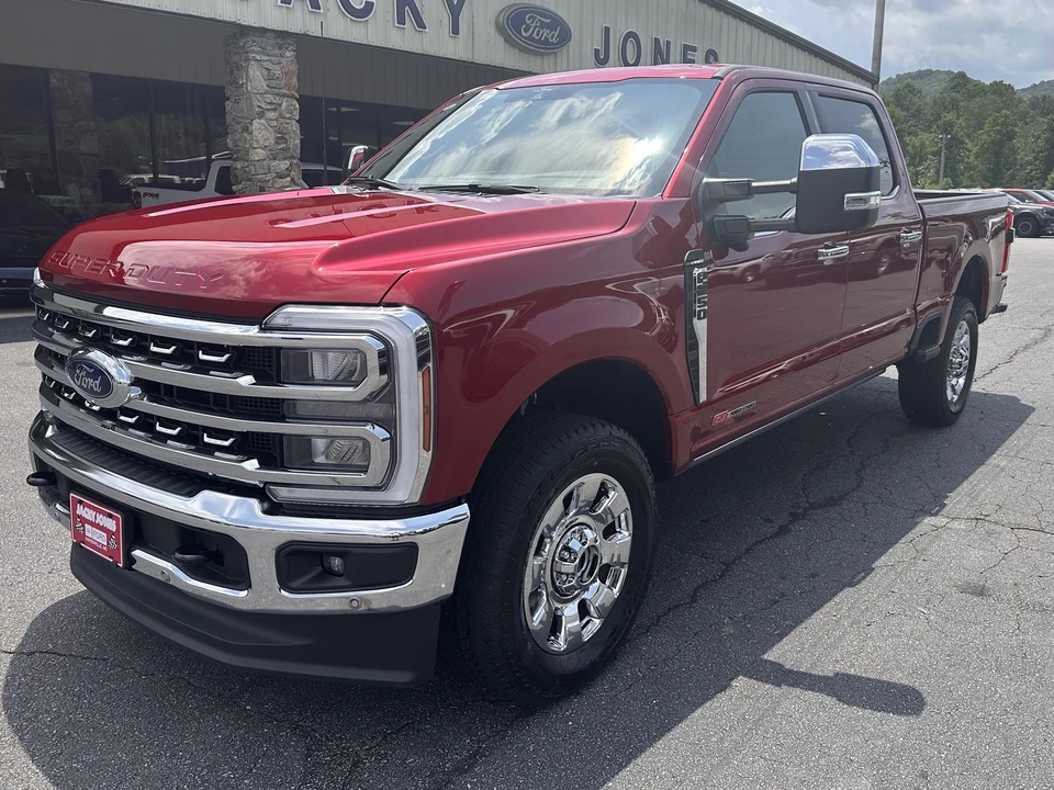 2026 Ford Super Duty 5th Gen - Image 2 of 31