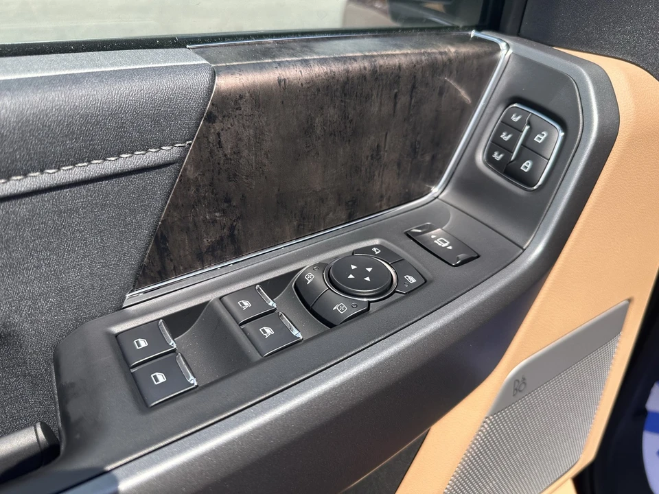 2026 Ford Super Duty 5th Gen - Image 20 of 31