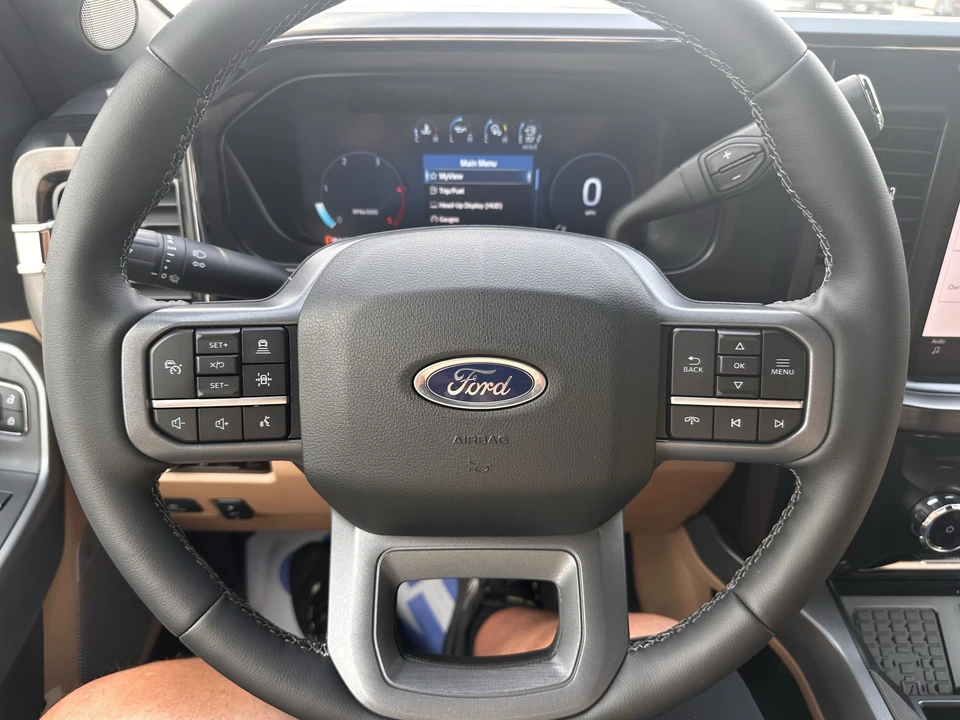 2026 Ford Super Duty 5th Gen - Image 23 of 31