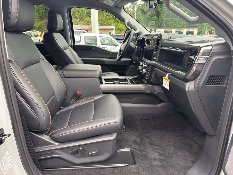 2026 Ford Super Duty 5th Gen - Image 15 of 31