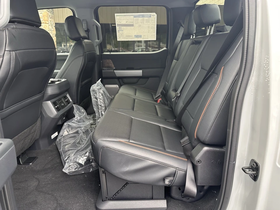2026 Ford Super Duty 5th Gen - Image 13 of 31