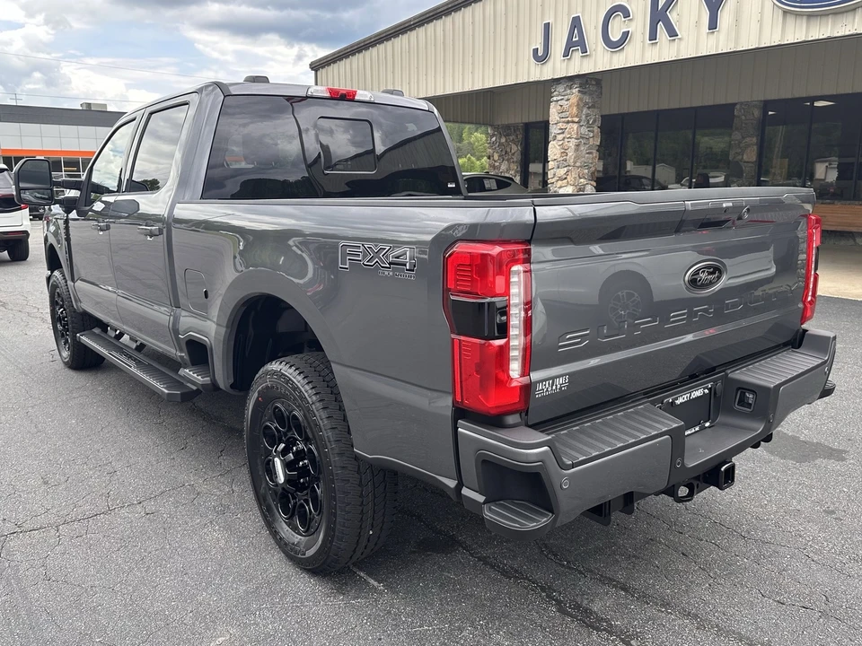 2026 Ford Super Duty 5th Gen - Image 8 of 30