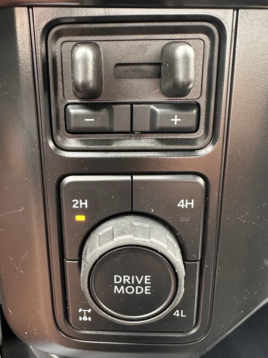 2026 Ford Super Duty 5th Gen - Image 20 of 30