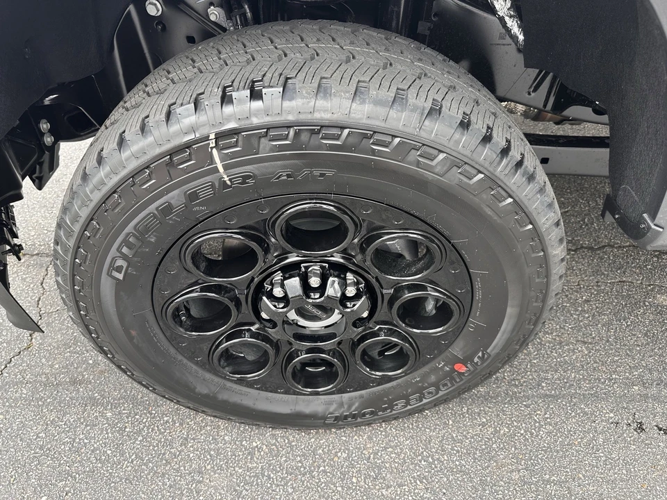 2026 Ford Super Duty 5th Gen - Image 29 of 30