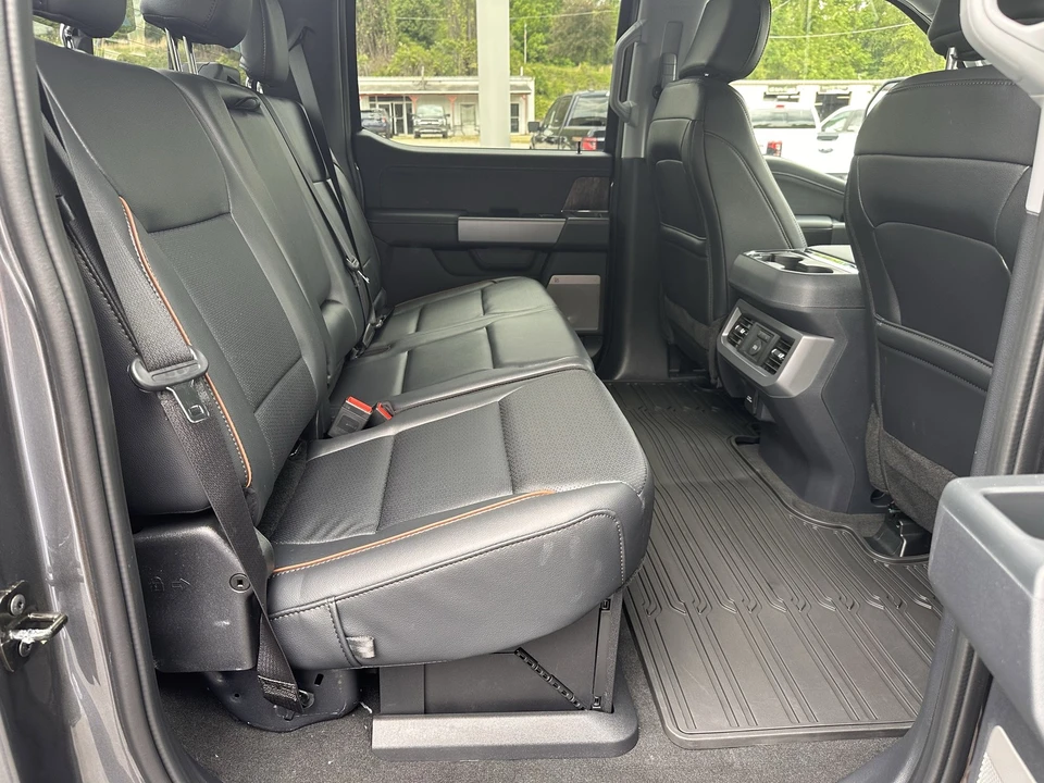 2026 Ford Super Duty 5th Gen - Image 17 of 30