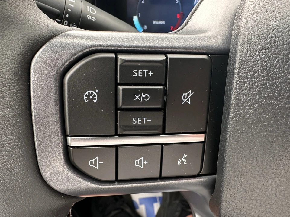 2026 Ford Super Duty 5th Gen - Image 22 of 30