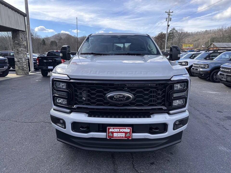 2026 Ford Super Duty 5th Gen - Image 3 of 21