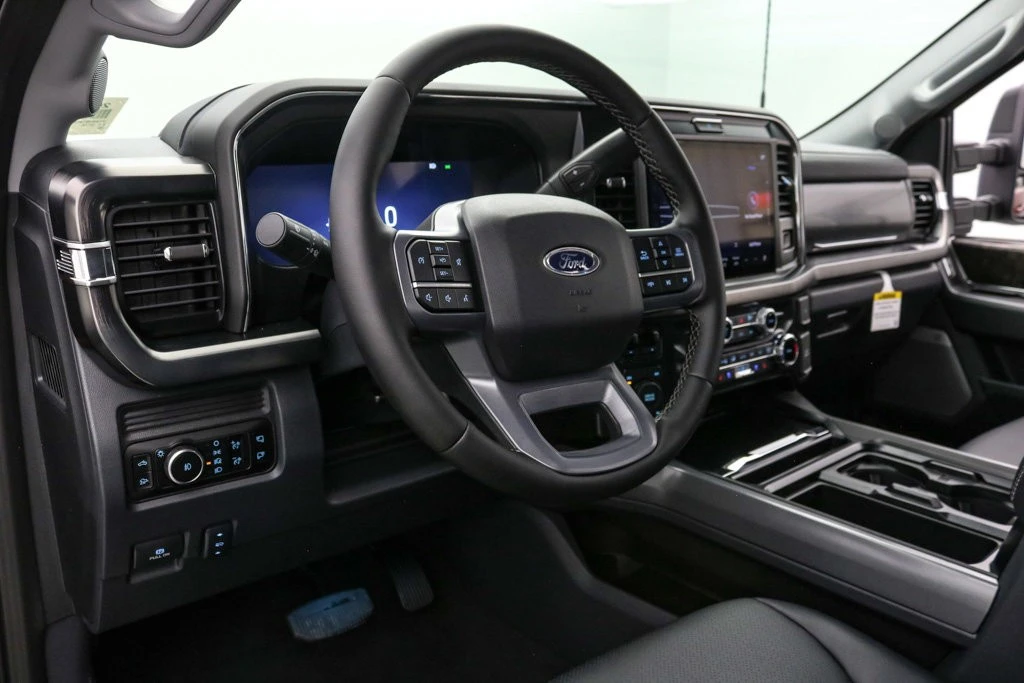2026 Ford Super Duty 5th Gen - Image 14 of 21
