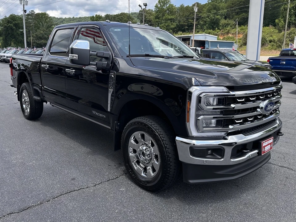 2026 Ford Super Duty 5th Gen - Image 4 of 31