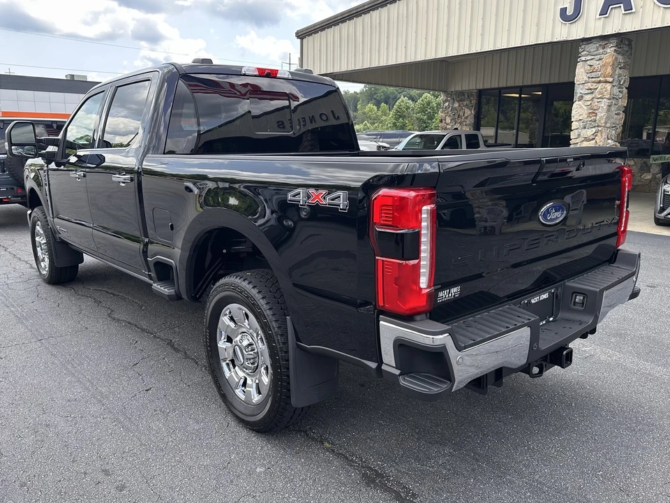 2026 Ford Super Duty 5th Gen - Image 8 of 31