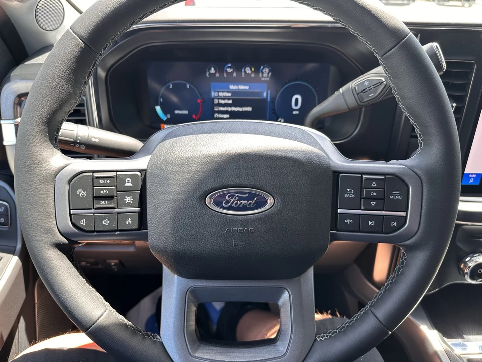 2026 Ford Super Duty 5th Gen - Image 23 of 31