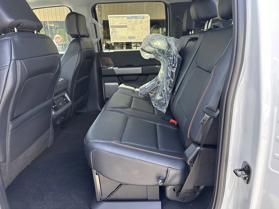 2026 Ford Super Duty 5th Gen - Image 15 of 31