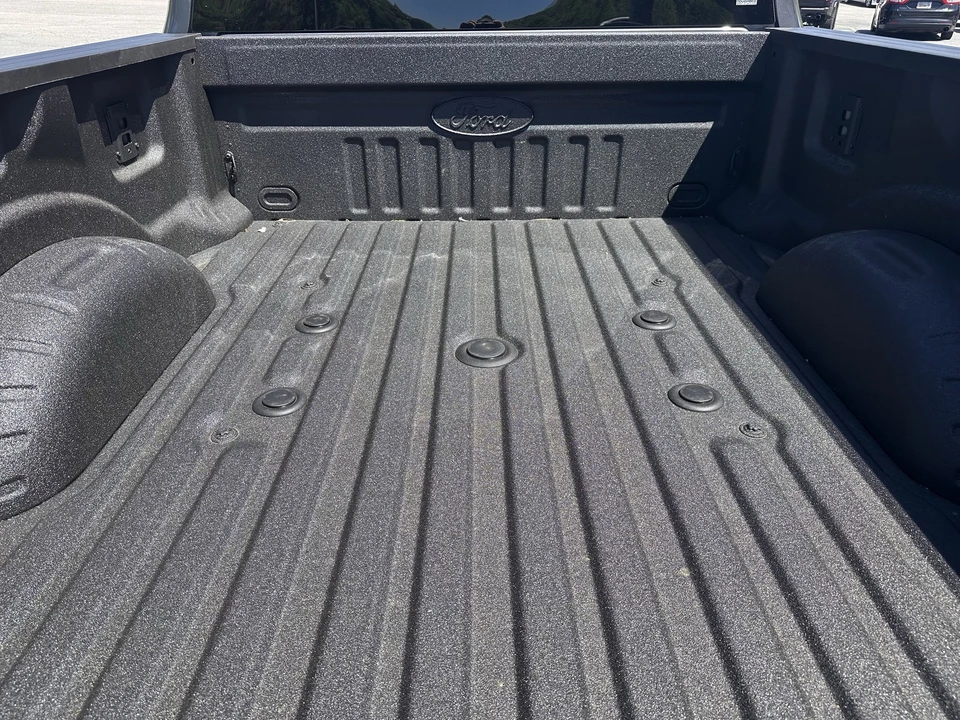 2026 Ford Super Duty 5th Gen - Image 9 of 31