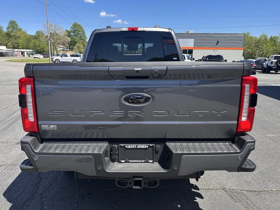 2026 Ford Super Duty 5th Gen - Image 7 of 31
