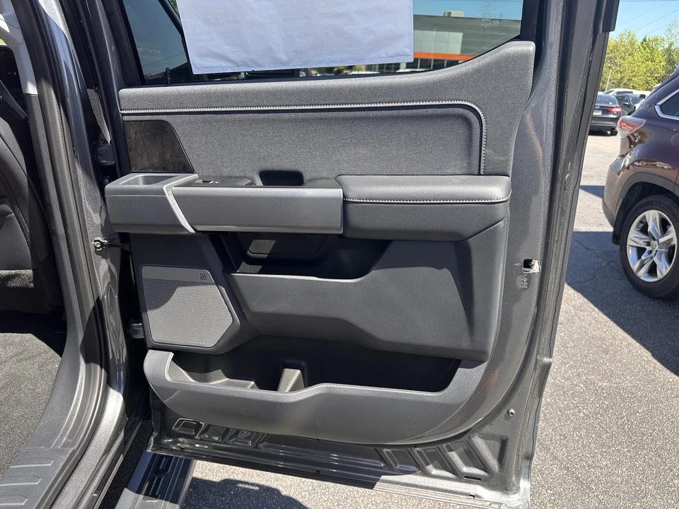2026 Ford Super Duty 5th Gen - Image 16 of 31