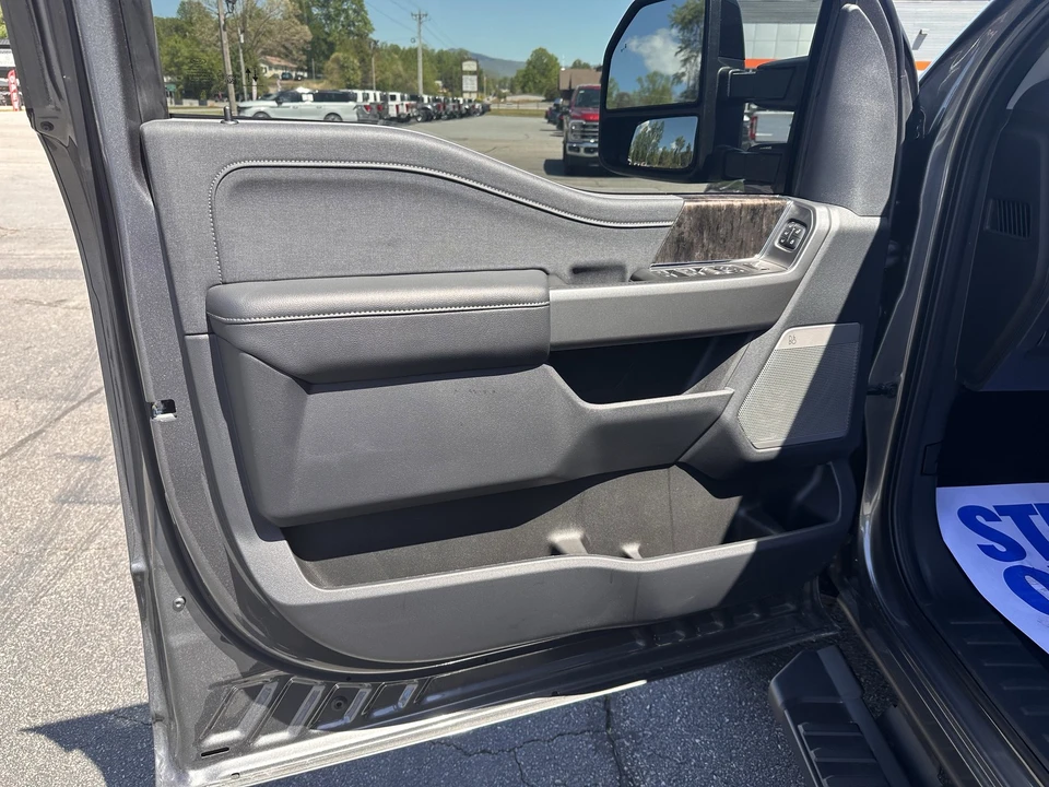 2026 Ford Super Duty 5th Gen - Image 10 of 31