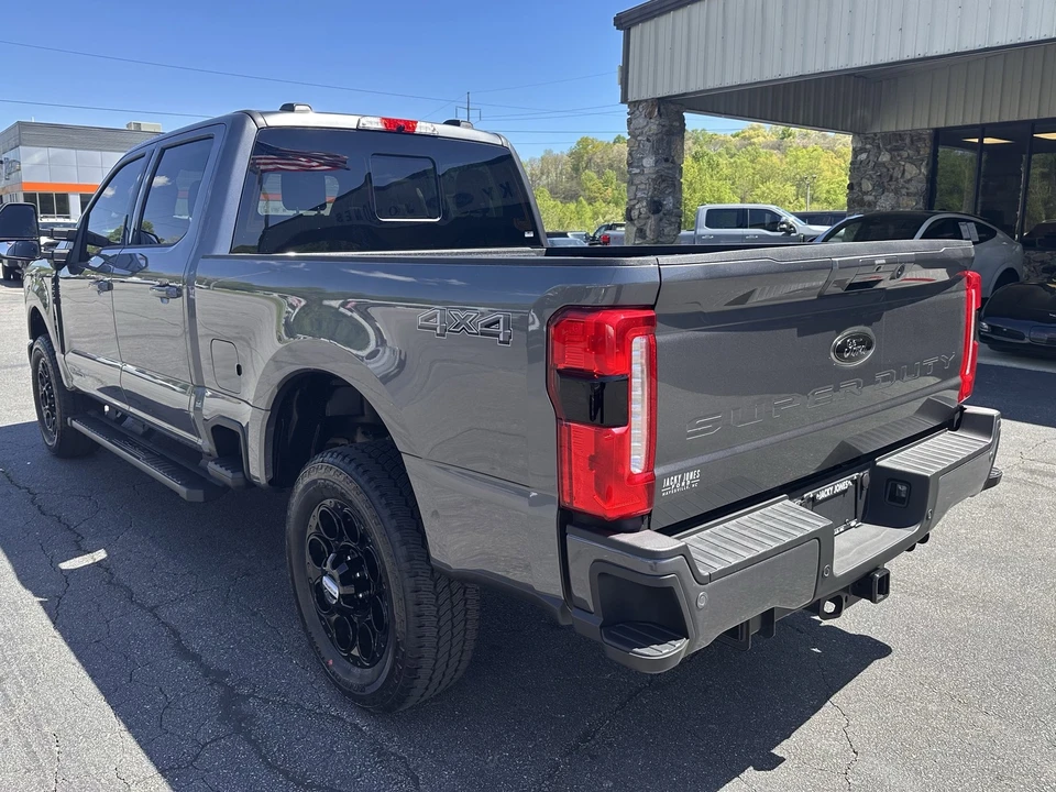 2026 Ford Super Duty 5th Gen - Image 8 of 31