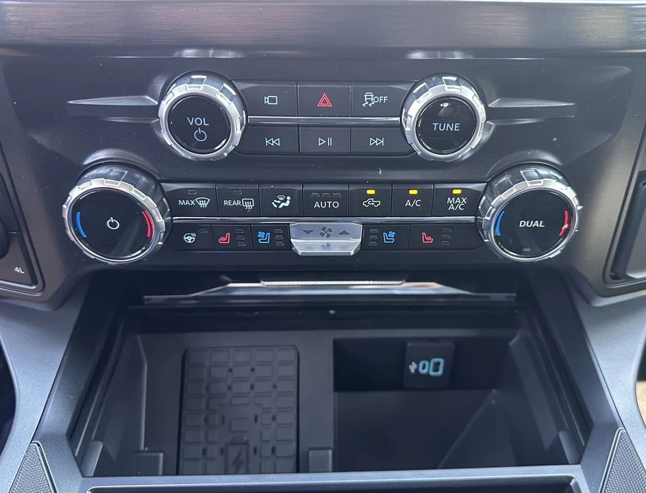 2026 Ford Super Duty 5th Gen - Image 28 of 31