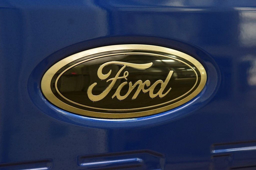 2026 Ford Super Duty 5th Gen - Image 19 of 21
