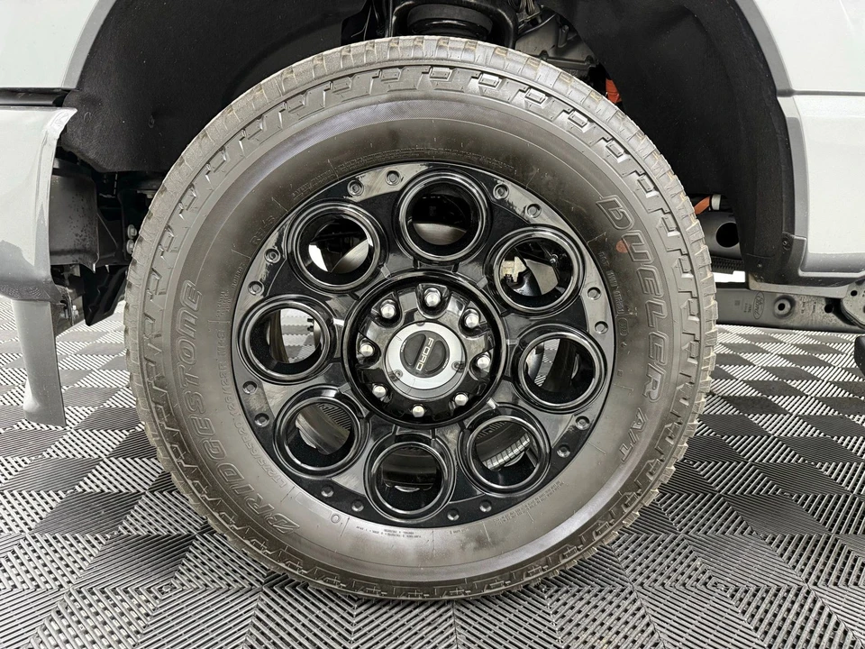 2026 Ford Super Duty 5th Gen - Image 12 of 31
