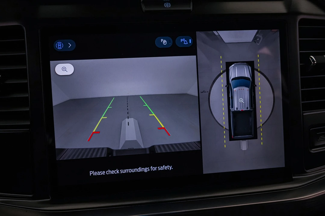 2026 Ford Super Duty 5th Gen - Image 18 of 21
