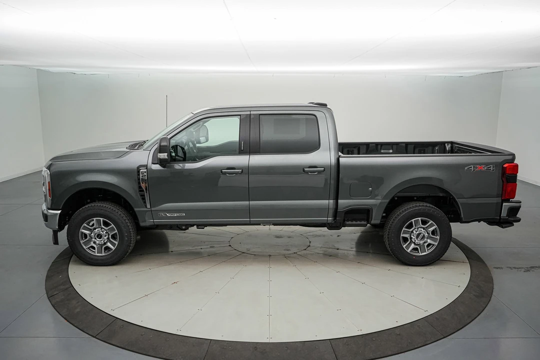 2026 Ford Super Duty 5th Gen - Image 9 of 21