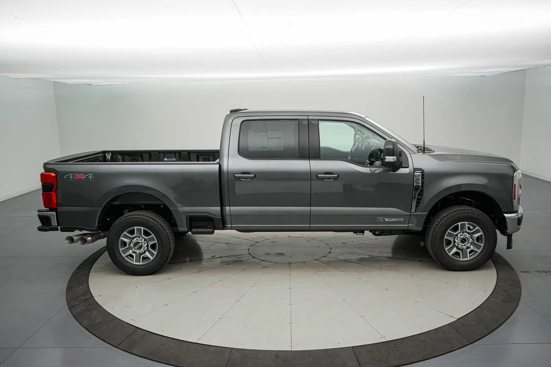 2026 Ford Super Duty 5th Gen - Image 4 of 21