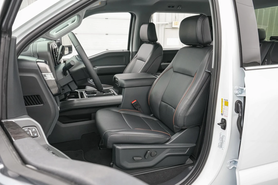 2026 Ford Super Duty 5th Gen - Image 13 of 25