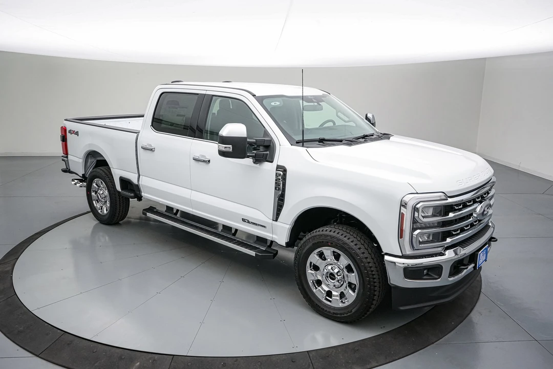 2026 Ford Super Duty 5th Gen - Image 2 of 25