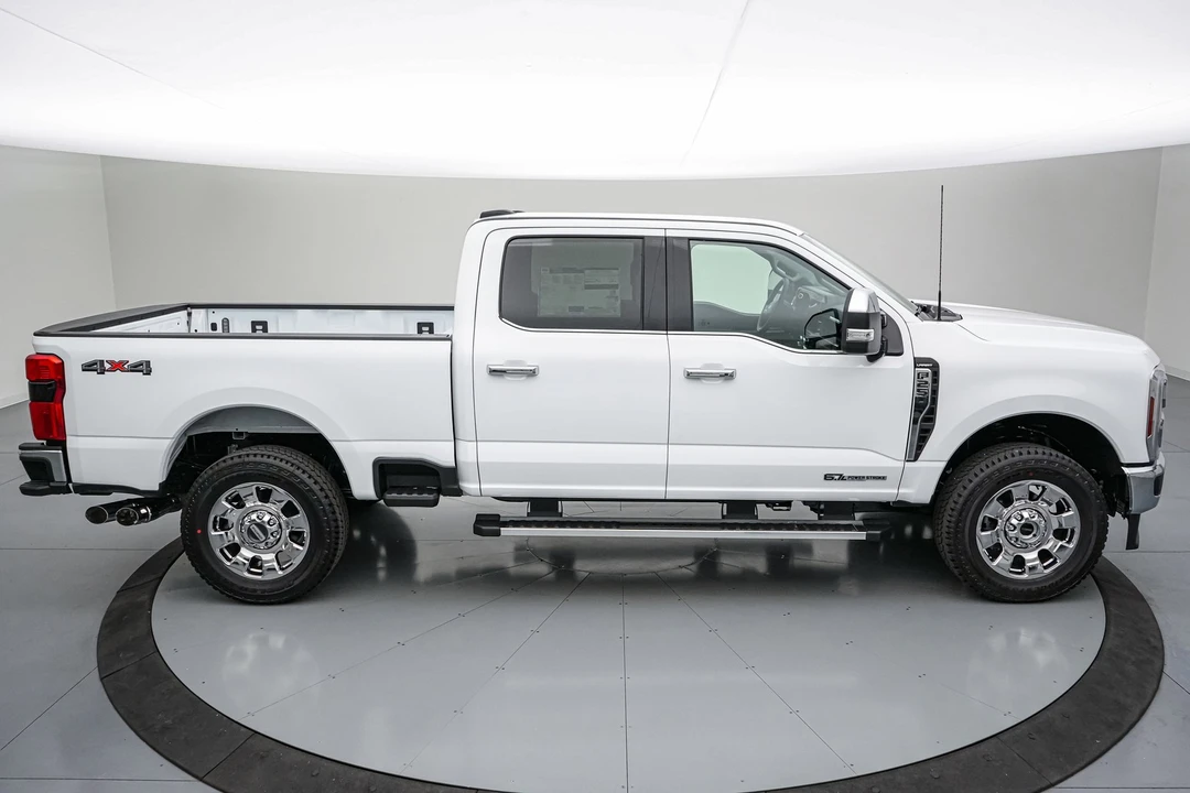 2026 Ford Super Duty 5th Gen - Image 4 of 25