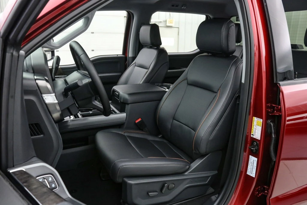 2026 Ford Super Duty 5th Gen - Image 13 of 21