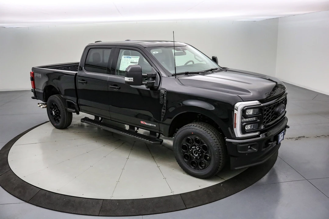 2026 Ford Super Duty 5th Gen - Image 2 of 21