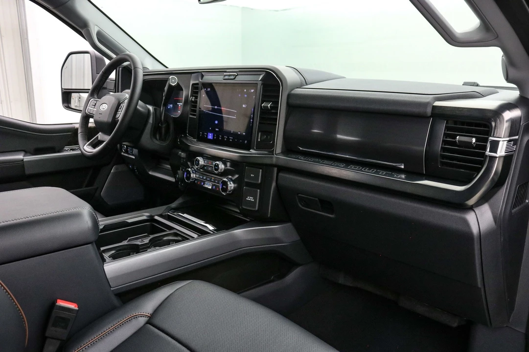 2026 Ford Super Duty 5th Gen - Image 24 of 26