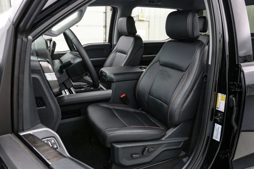 2026 Ford Super Duty 5th Gen - Image 14 of 26