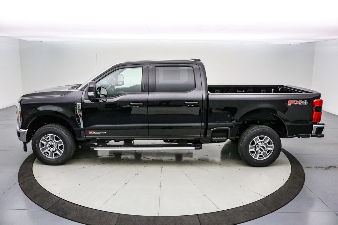 2026 Ford Super Duty 5th Gen - Image 9 of 21