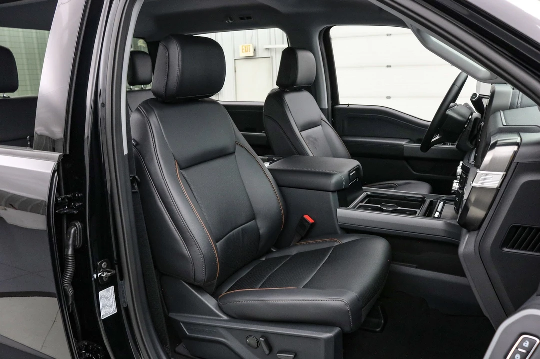 2026 Ford Super Duty 5th Gen - Image 23 of 26